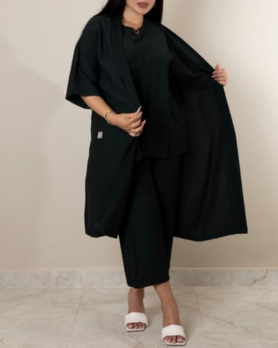 بدله 3 قطع كريب