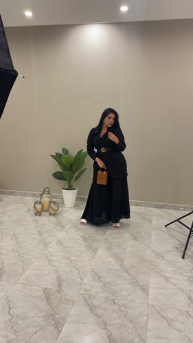 بدله قطعتين ( جاكيت ، بنطلون مكسر ) كريب