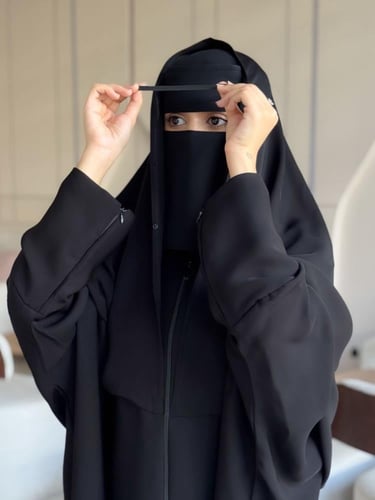 عباية ٢في ١ (بسحاب كامل واكمام سحاب)