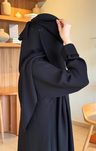 نقاب الغشوه (ربطه عريضه ) طويل مطاطين