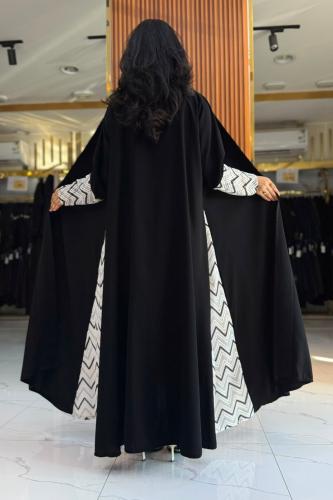 عباية ميادة قماش كريب ملكي تدخيلات تريكوا