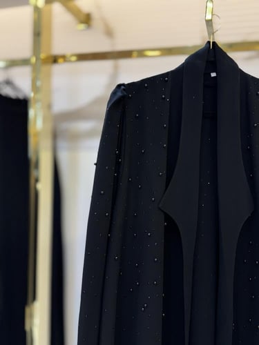 عباية مِسك كرستال اسود