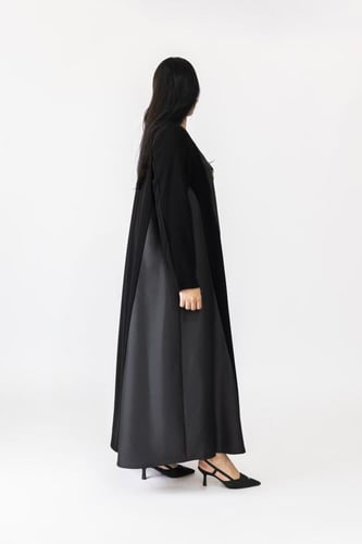 عباية جود قماش سيراميك تدخيلات تفته | اسود