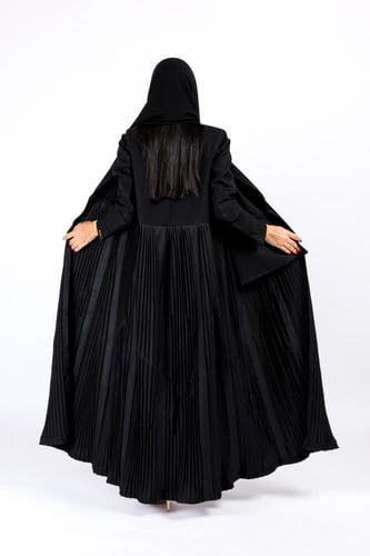 بليزر ايلار قصة A Cut | اسود