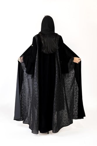 عباية ميرنا قماش مخمل تدخيلات دانتيل اكمام فرنسي |...