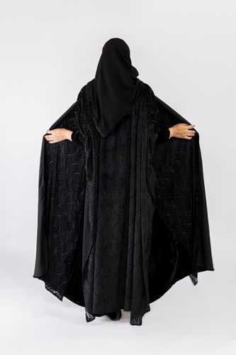 عباية طله قماش مخمل شتوى | اسود