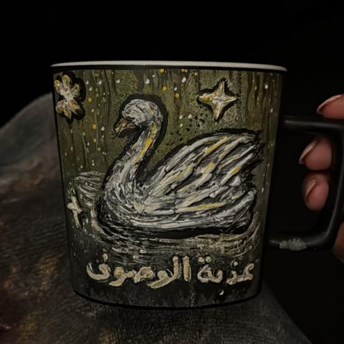 swan عذبة الوصوف - رسم بارز بالمعجون