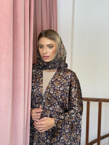 عباية وطرحة حرير طبيعي مشجر - كحلي