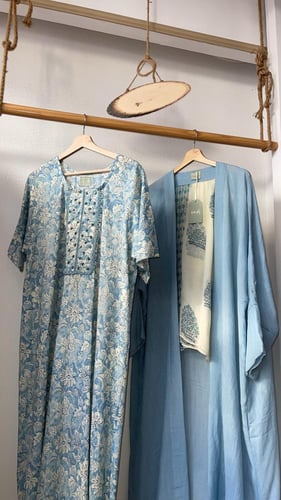 طقم رمضاني عباية وثوب بليند - أزرق فاتح