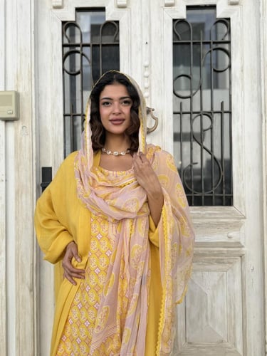 طقم رمضاني عباية وثوب بليند - اصفر