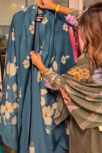 طقم عباية كرنكل وثوب - تركواز