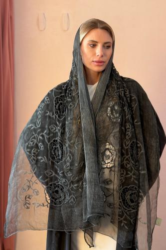 عباية كوبرو طرحة مطرزة ورد - أسود
