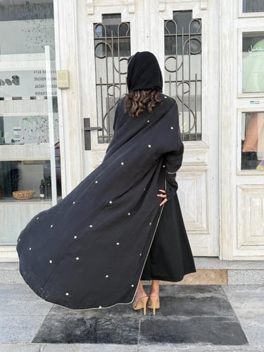 عباية كوبرو تطريز معينات - طرحة مطرزة - أسود