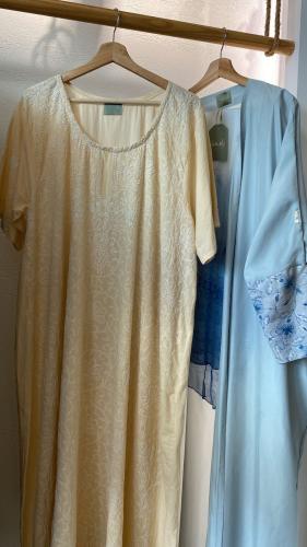 طقم ثوب وعباية - ازرق فاتح