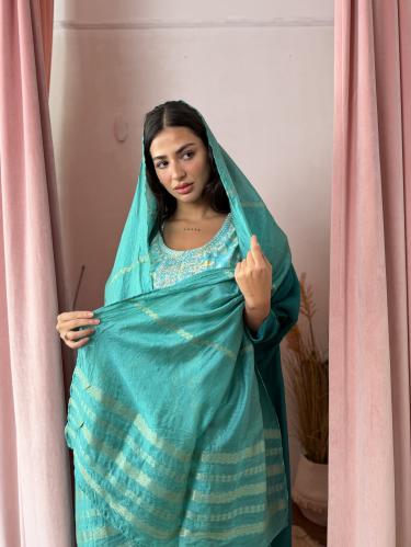 طقم ثوب وعباية - تركواز