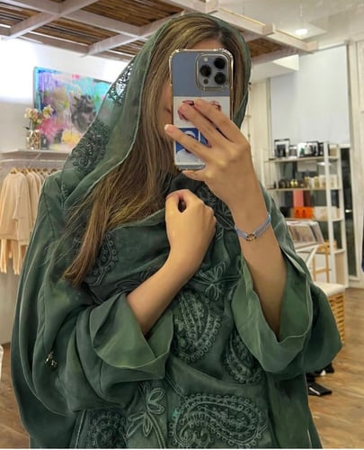 عباية كوبرو - طرحة اورجانزا مطرزة - زيتي