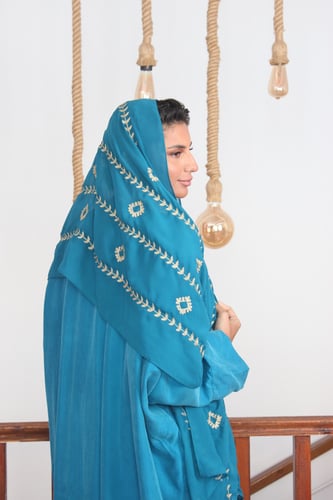 عباية كوبرو بطرحة تطريز تولة- فيروزي