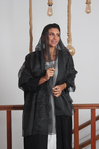 عباية كوبرو طرحة اورجانزا مطرزة -أسود