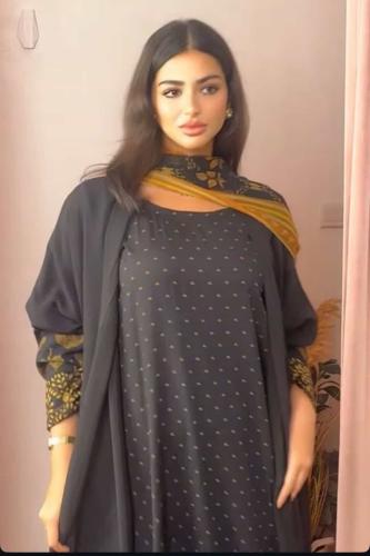 طقم عباية وثوب - اسود وكموني