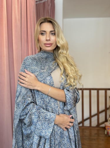 عباية حرير طبيعي مشجر - أزرق فاتح