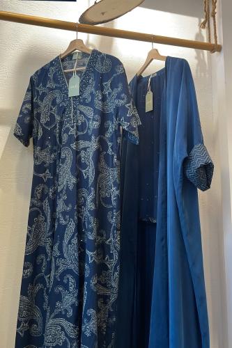 طقم عباية وثوب وطرحة - بترولي