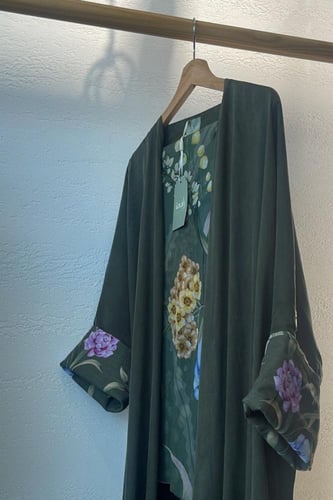 عباية كوبرو بأكمام وطرحة مشجرة - زيتي