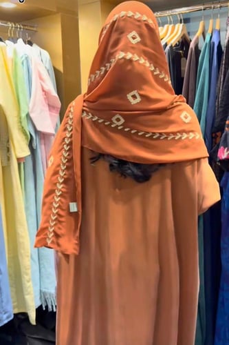 عباية كوبرو بطرحة تطريز تولة