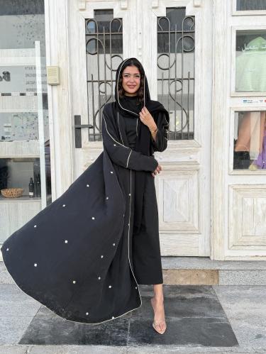 عباية كوبرو تطريز معينات - طرحة مطرزة - أسود
