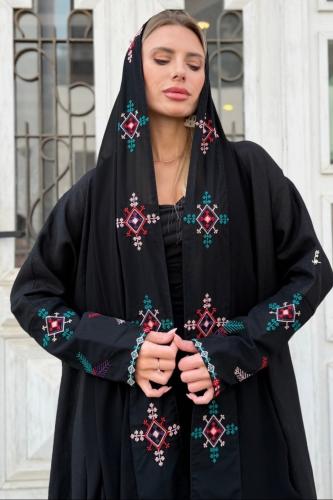 عباية لينن بأطراف مطرزة