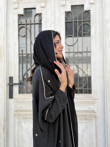 عباية كوبرو تطريز معينات - طرحة مطرزة - أسود