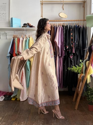 طقم رمضاني ثوب وعباية - بيج