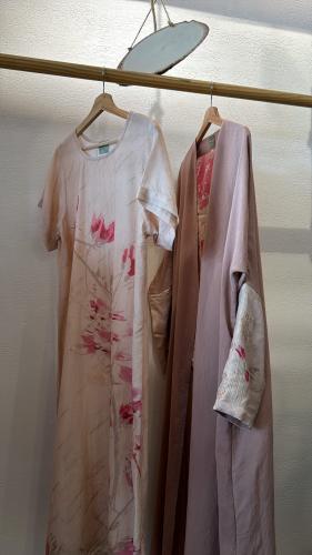 طقم عباية وثوب - لحمي