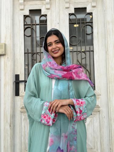 عباية بأكمام وطرحة مشجرة - تفاحي