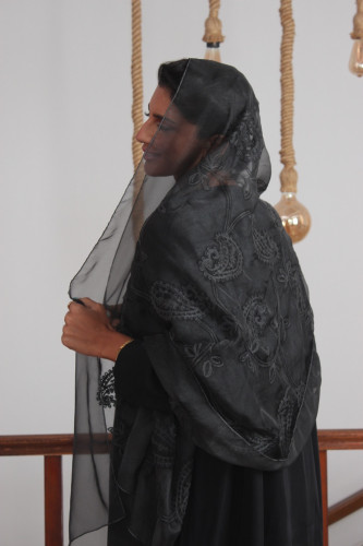 عباية كوبرو طرحة اورجانزا مطرزة -أسود