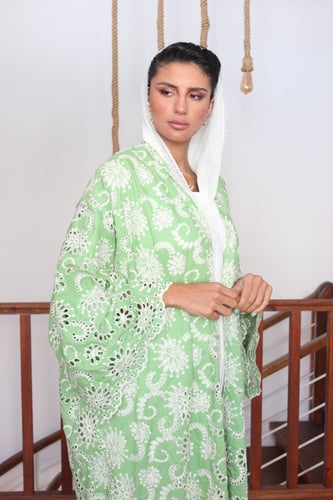 عباية تطريز يدوي - أخضر فاتح