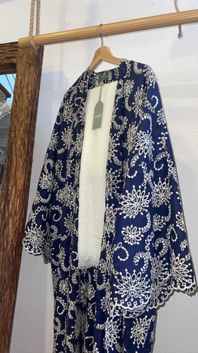 عباية تطريز يدوي - أخضر فاتح