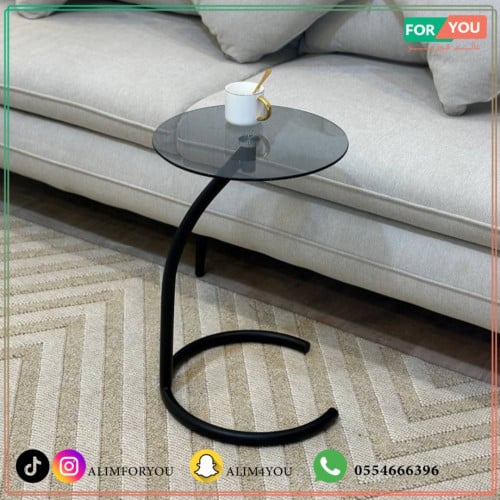 طاولة خدمة كنب بقاعدة سوداء و بزجاج أسود (MG)
