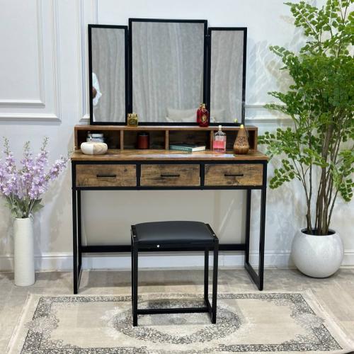 تسريحة مع كرسي