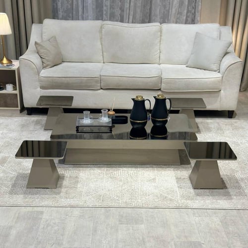 طقم طاولة ضيافة ارضي مع 4 طاولات خدمة بلون شمباني...