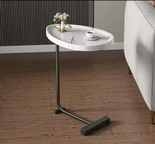 طاولة خدمة بلون أسود وبسطح خشبي بلون أبيض