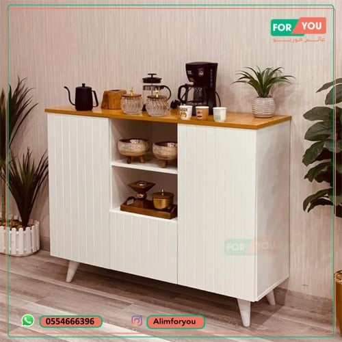 ركن كوفي خشب ابيض سطح بني