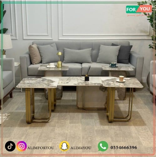 طقم طاولات 5 قطع سيراميك وقاعدة ذهبية منحنية