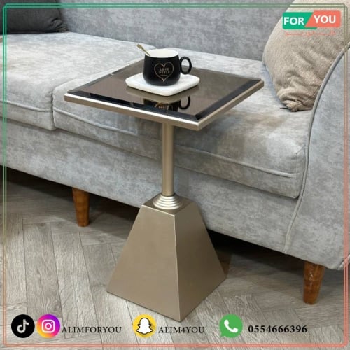 طقم طاولات ضيافة 7 قطع زجاج بني وقاعدة هرمية شمبان...