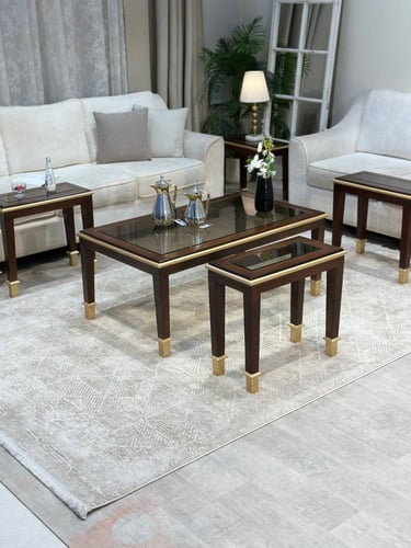 طقم طاولات ضيافة خشبي بسطح زجاجي شفاف – فخامة تليق...