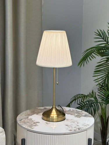 طقم اباجورة 2 حبة عمود مستقيم بلون ذهبي *LU