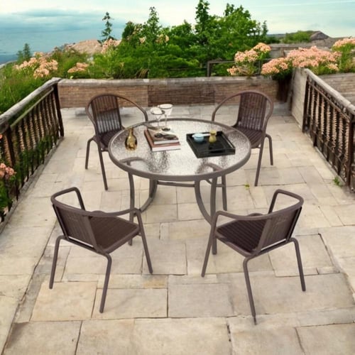 طاولة مع 4 كراسي بني