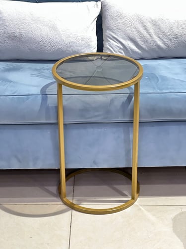 طاوله ذهبي قزاز بني شفاف TL