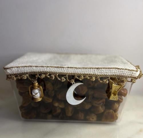 علبة فاخرة لحفظ التمور بغطاء مزخرف