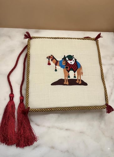 صحن أكريلك مقسم معبأ