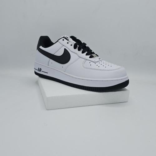 Nike Air Force 1 '07